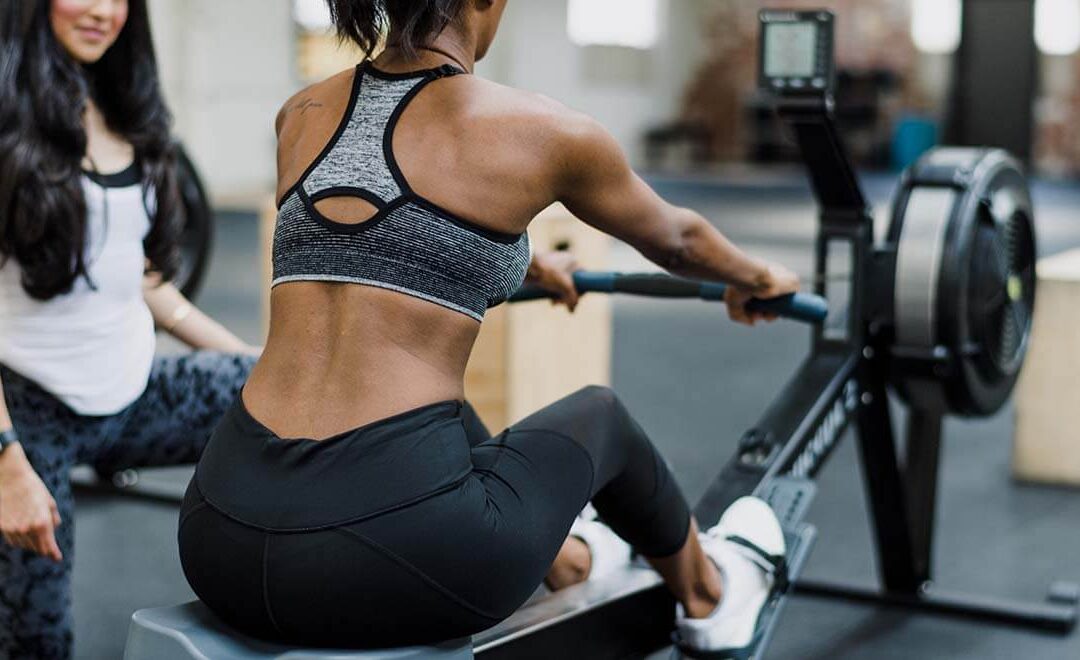 Guia practica sobre los beneficios del entrenamiento de fuerza en la población: